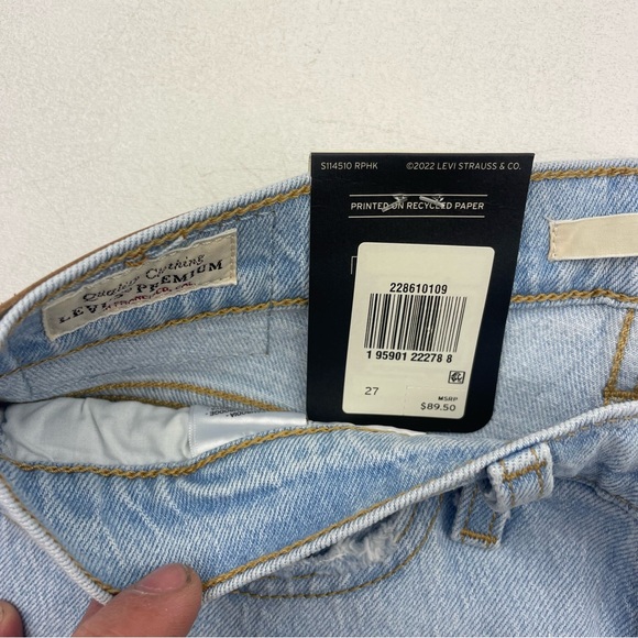 NWT Levi’s High Waist wedgie Tapered fit Jeans - Picture 4 of 7